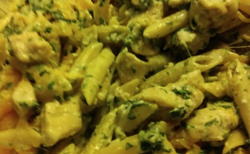 Cheesy spinach chicken pasta